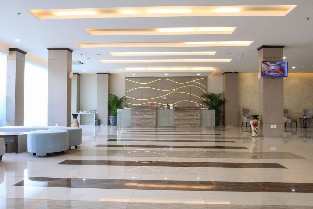 Terraz Tree Hotel Jakarta Exterior photo
