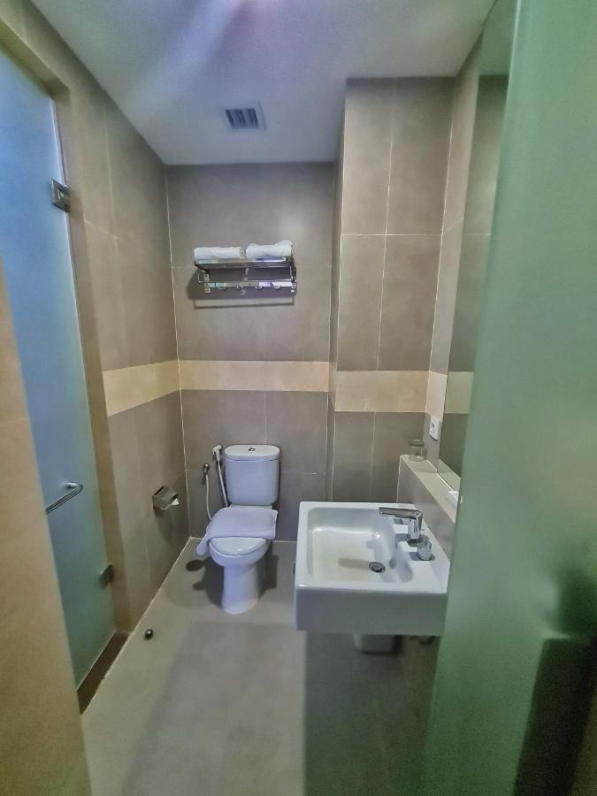 Terraz Tree Hotel Jakarta Exterior photo