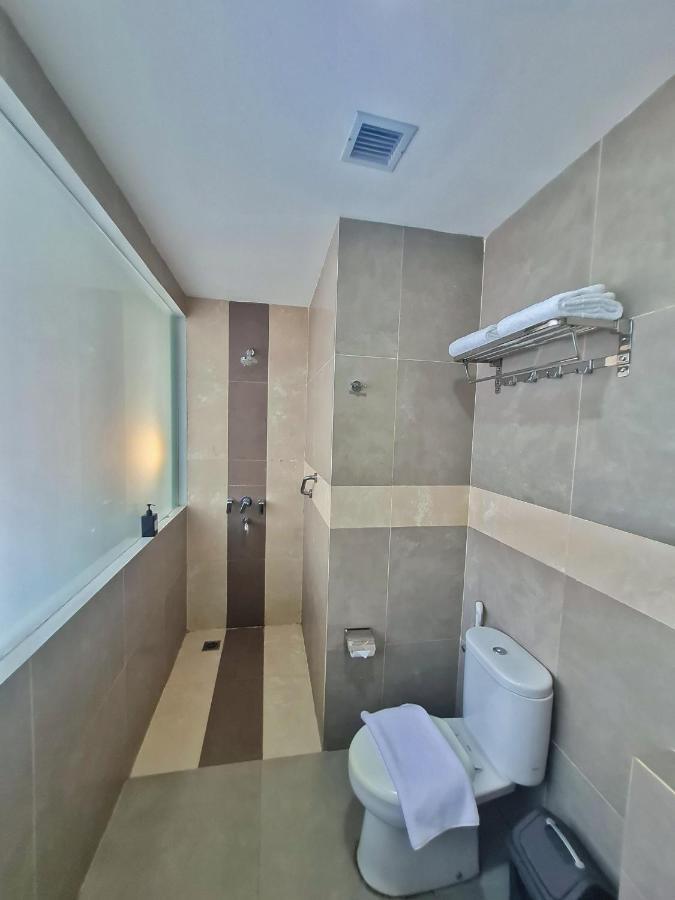 Terraz Tree Hotel Jakarta Exterior photo