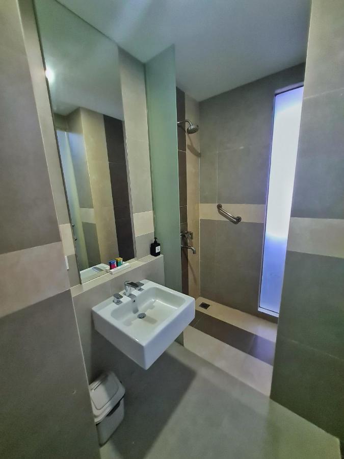 Terraz Tree Hotel Jakarta Exterior photo