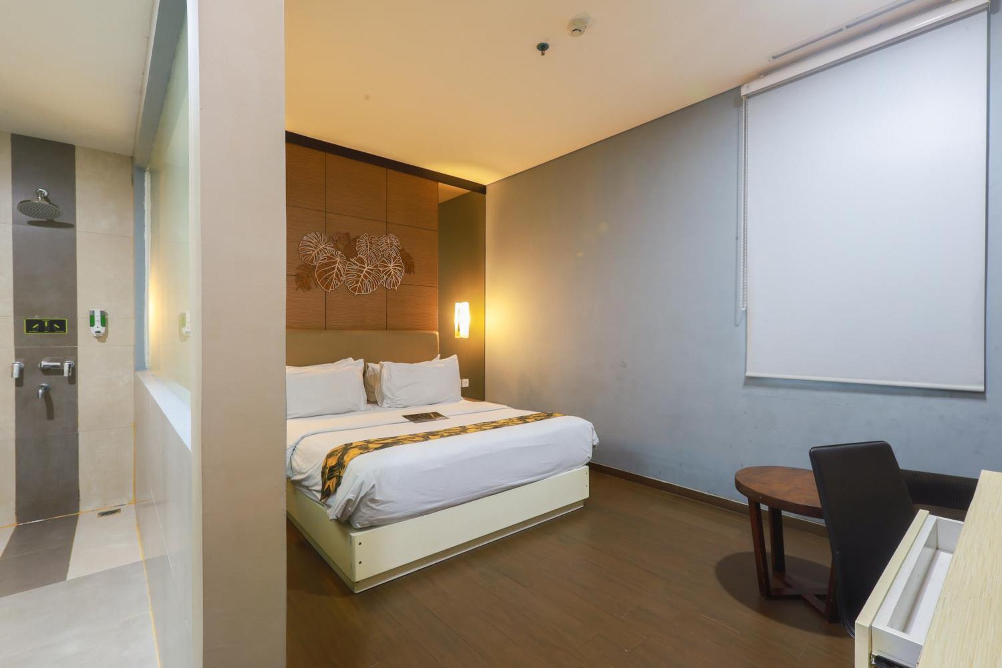 Terraz Tree Hotel Jakarta Exterior photo