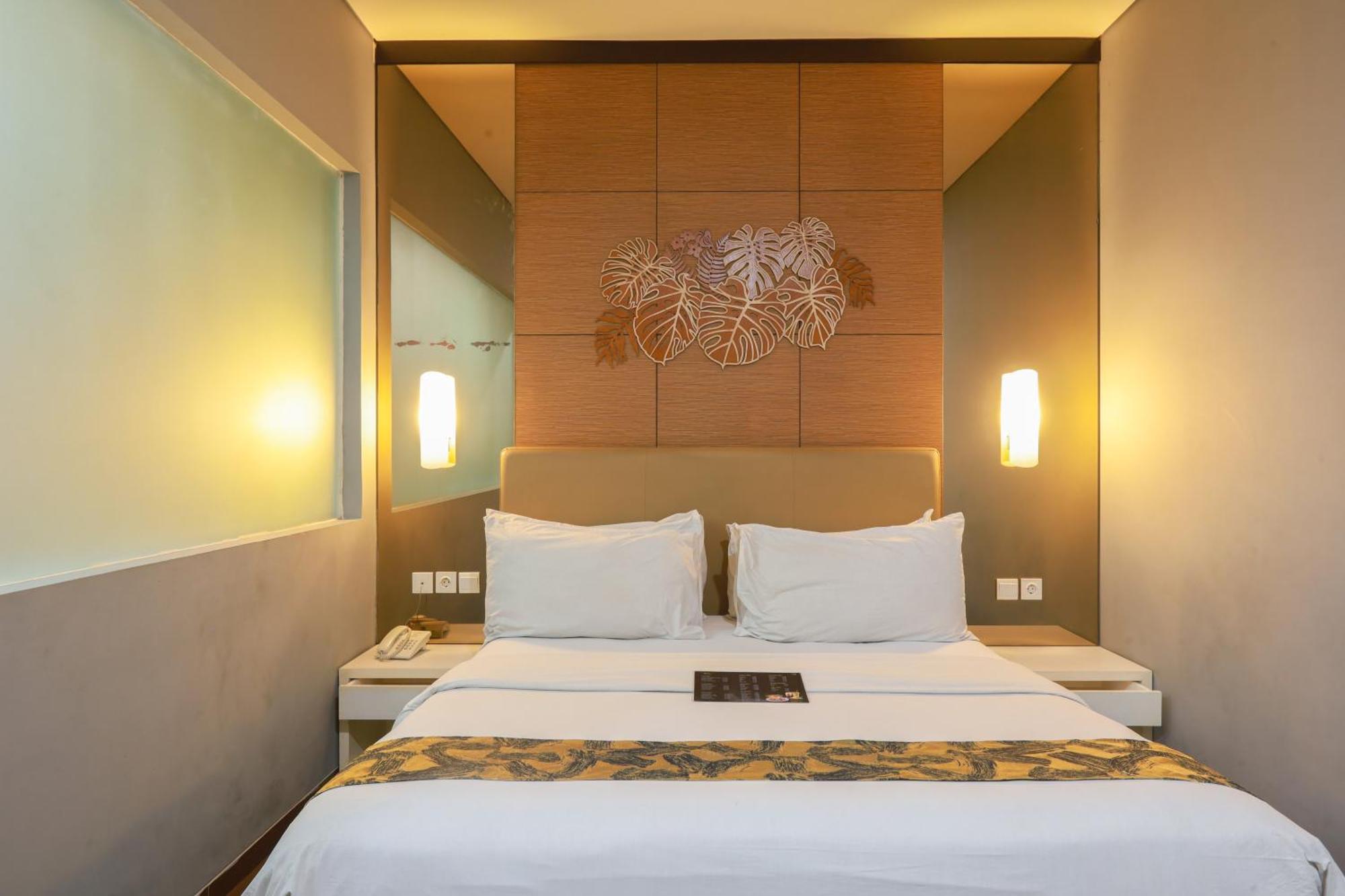 Terraz Tree Hotel Jakarta Exterior photo